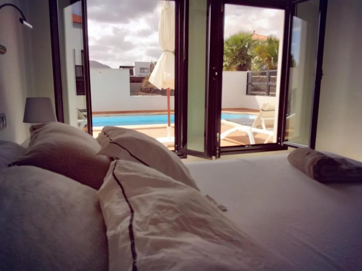 Surfwhitehouse Villa Lajares