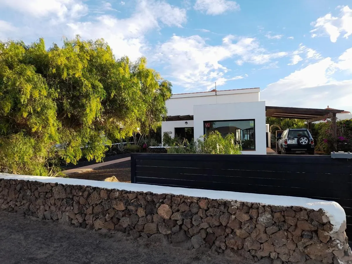 Surfwhitehouse Villa Lajares