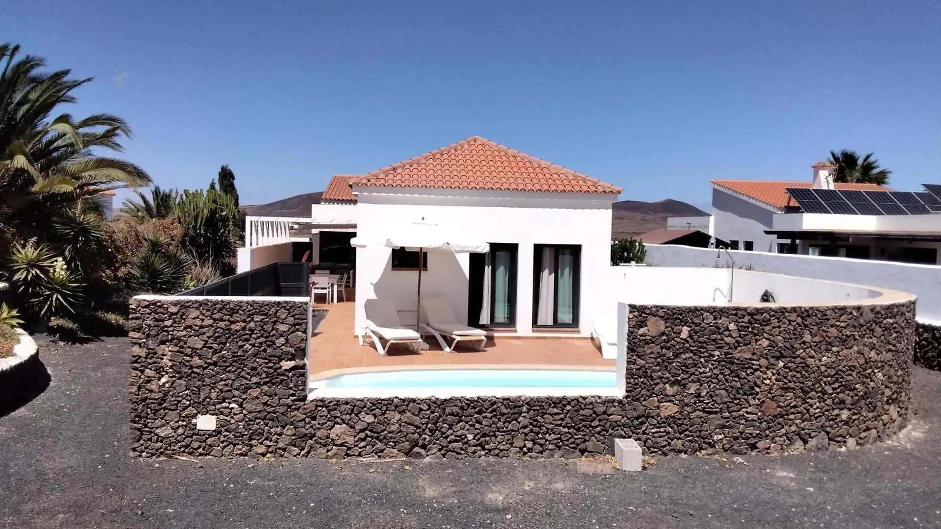 Surfwhitehouse Villa Lajares 0*,  Spain