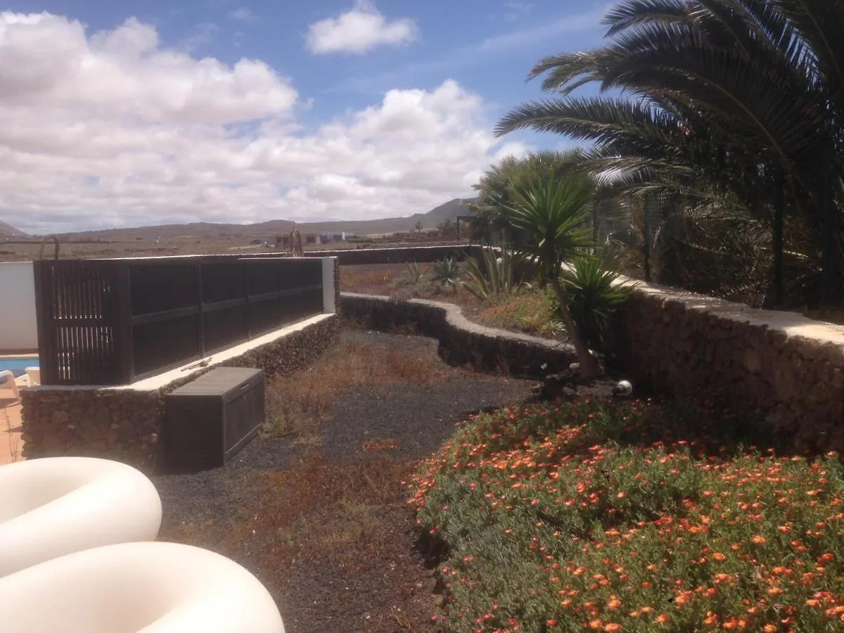 Villa Surfwhitehouse Lajares