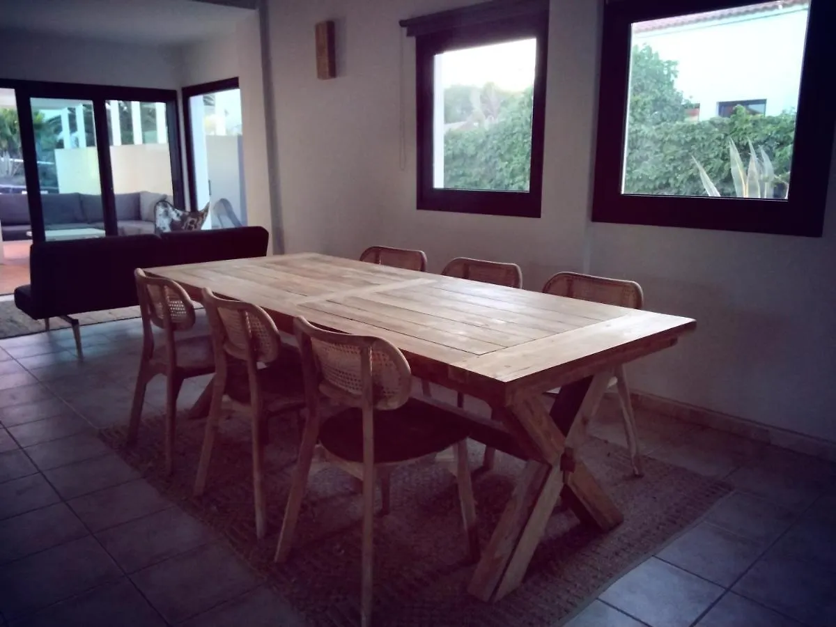 Villa Surfwhitehouse Lajares
