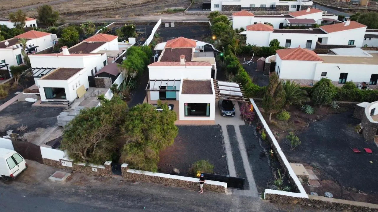 Villa Surfwhitehouse Lajares